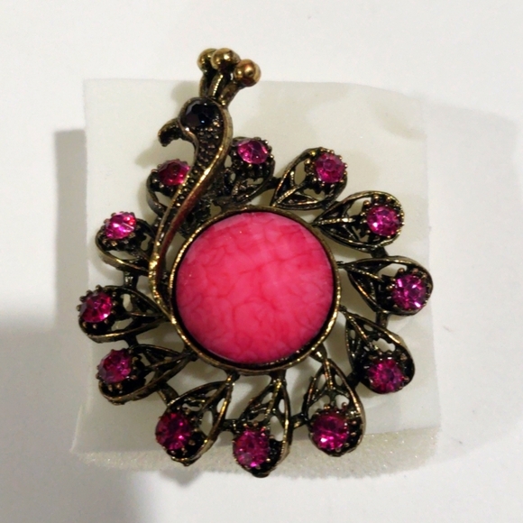 Vintage Peacock Ring – Pink Gemstones & Center Stone – Adjustable Women Jewelry - Picture 5 of 10